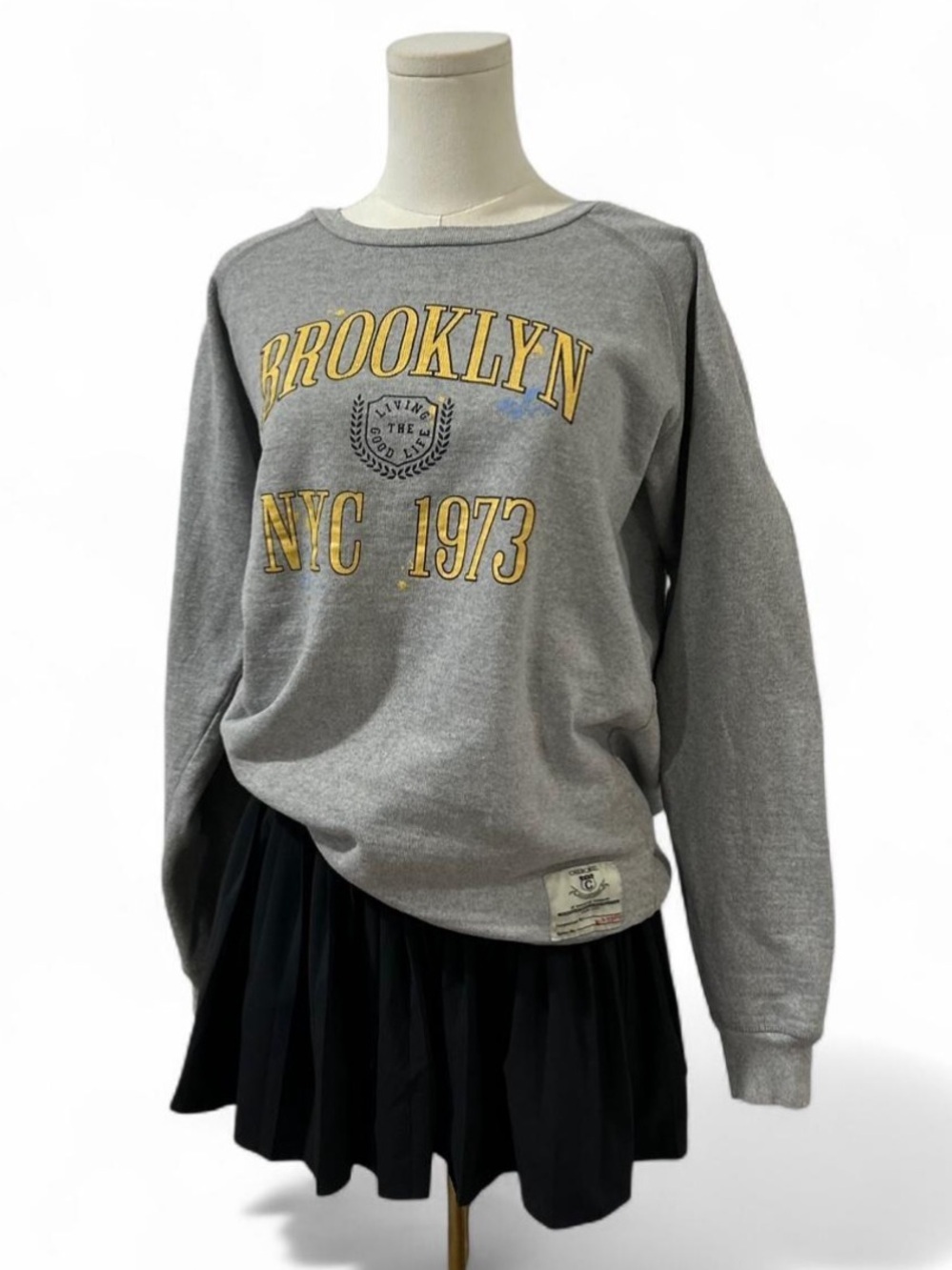 Vintage Cherokee Preppy Grey Crewneck Sweater Brooklyn NYC Athleisure Medium